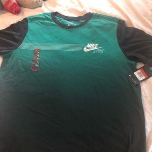 Nike tee shirt